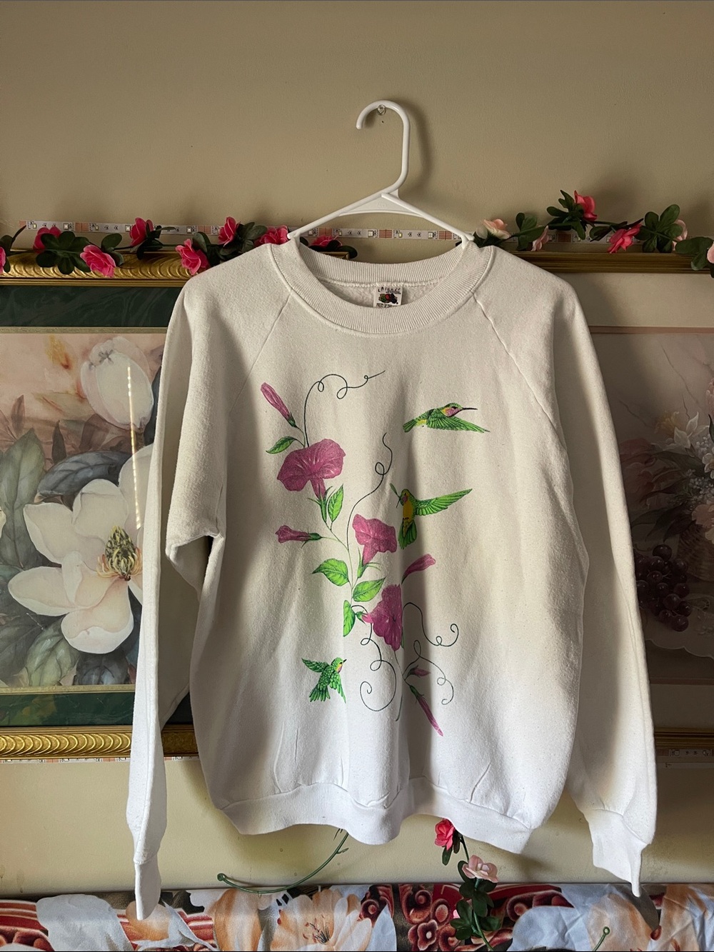White Floral & Hummingbird Crewneck Sweatshirt